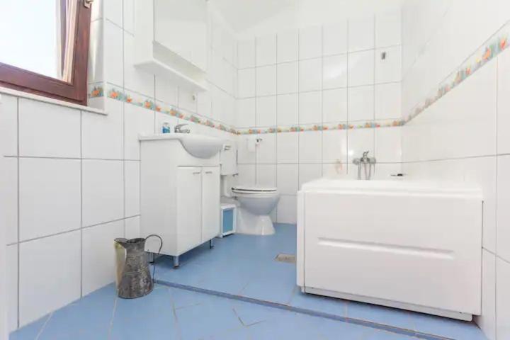 Apartment Morovic Каштела Екстер'єр фото