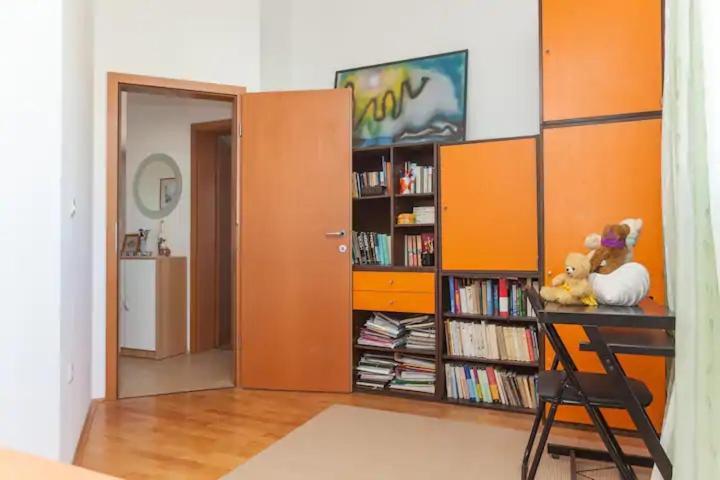 Apartment Morovic Каштела Екстер'єр фото